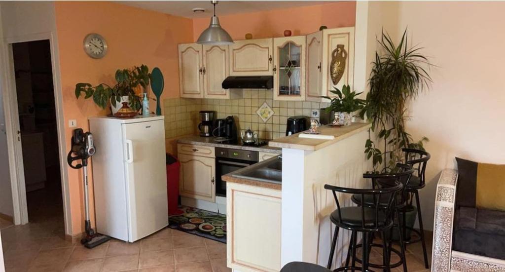 Charmante Maison Au Calme Sainte-Maure エクステリア 写真